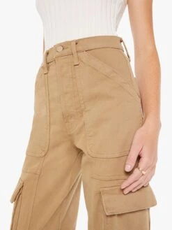 The Curbside Cargo Flood - Prairie Sand -Mother Denim 1698 674 PSA VW E Swatch 3746