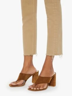 The Mid Rise Dazzler Ankle Fray - Prairie Sand -Mother Denim 1906 674 SAN VW E Swatch 7272