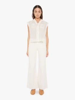 The Line Your Pockets - Glimmering Light 12 The Line Your Pockets - Glimmering Light -Mother Denim 21076 1513 GLI VW D FullBodyFront 3622 67739cca 7901 45a3 a026 a7209265b72d