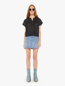 The Pop Your Top - Black -Mother Denim 2332 1485 BLK VW D FullBodyFront 3152