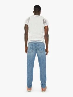 The Chaser - Cut To The Chase 11 The Chaser - Cut To The Chase -Mother Denim 5104 609 CUT VW C FullBodyBack 7105