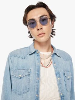 The City Slicker - Chaos In The Cowshed 12 The City Slicker - Chaos In The Cowshed -Mother Denim 6021 350 COW VW E Detail 2085