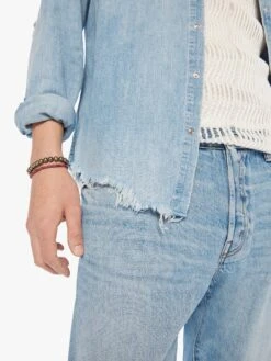 The City Slicker - Chaos In The Cowshed 13 The City Slicker - Chaos In The Cowshed -Mother Denim 6021 350 COW VW E Detail 2086