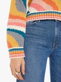 The Itsy Crop Jumper - Hypnotize Me -Mother Denim 8608 1505 HYE VW E Detail 3613