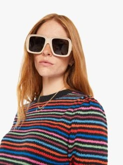 The Powder Puff - Lite Bright 13 The Powder Puff - Lite Bright -Mother Denim 8966 1496 LBR VW E Detail 3322