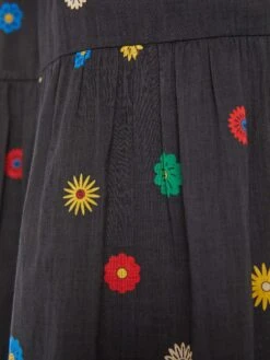 The Cake Walk Skirt - Fresh As A Daisy -Mother Denim 90591 1489 FDS VW F Detail 3212