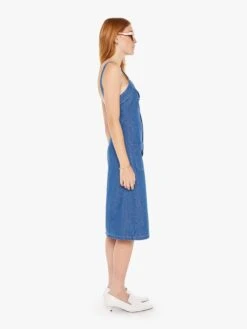 The Double Fold Dress - Cutting Edge -Mother Denim 9973 350 CEG VW B FullBodySide 3795